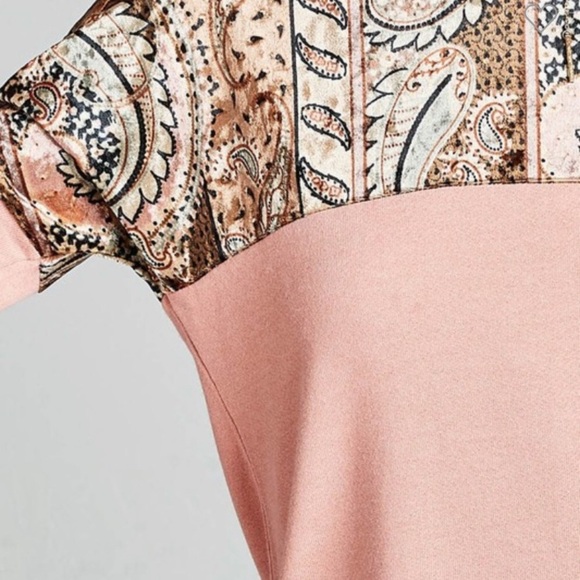 Varsity Top Sweatshirt - Picture 3 of 6